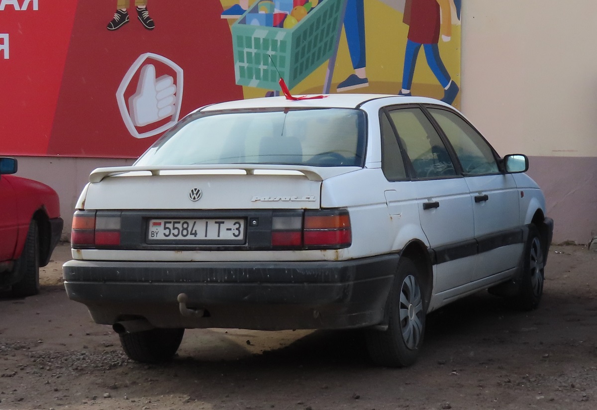 5584 IT-3, Volkswagen Passat 3rd gen Sedan (B3; 35i), 1988–1993
