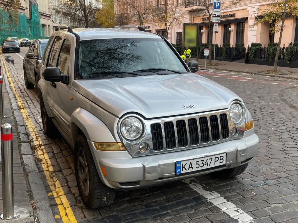 KA 5347 PB, Jeep Cherokee 3rd gen (KJ), 2001–2007