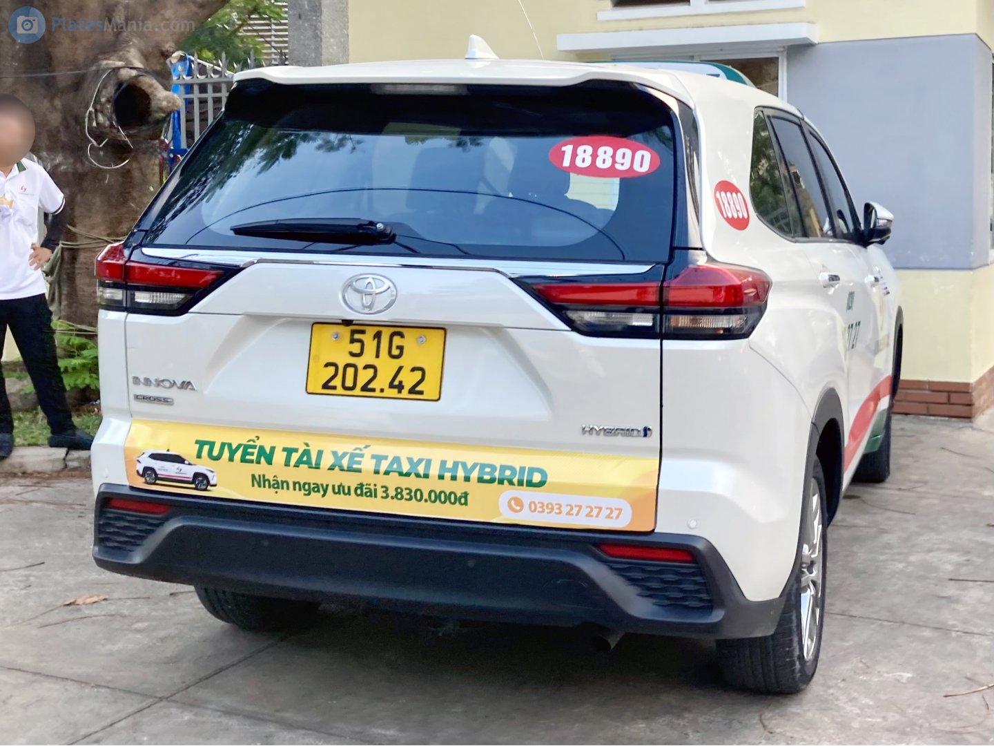 51G-202.42, Toyota Innova 3rd gen HyCross/Kijang Innova Zenix (AG10), 2022–