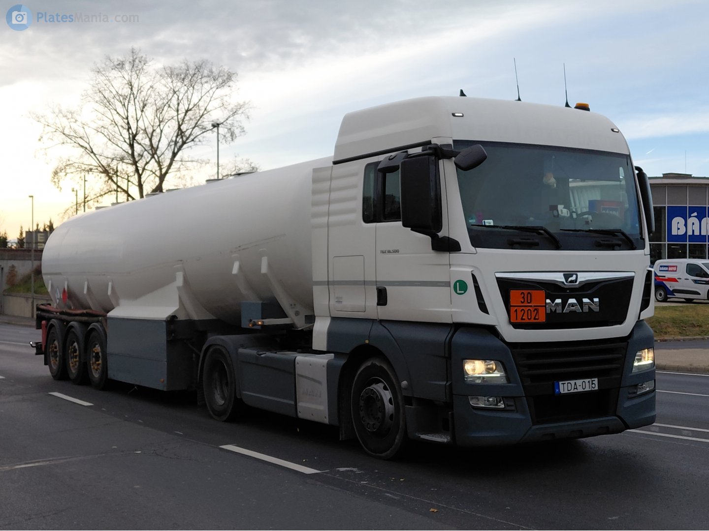 TDA-015, MAN TGX 1st gen, facelift, 2012–2020