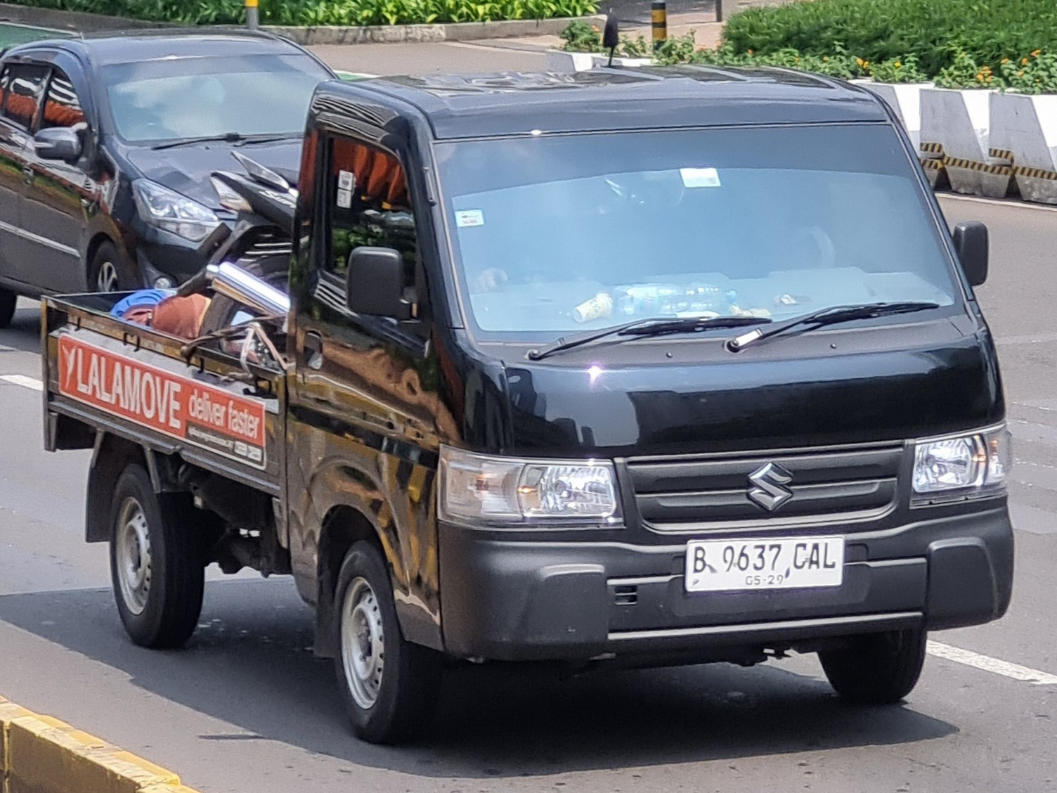 B 9637 CAL, Suzuki Carry 11th gen Truck (DC61T/DN61T; Global-market), 2019–
