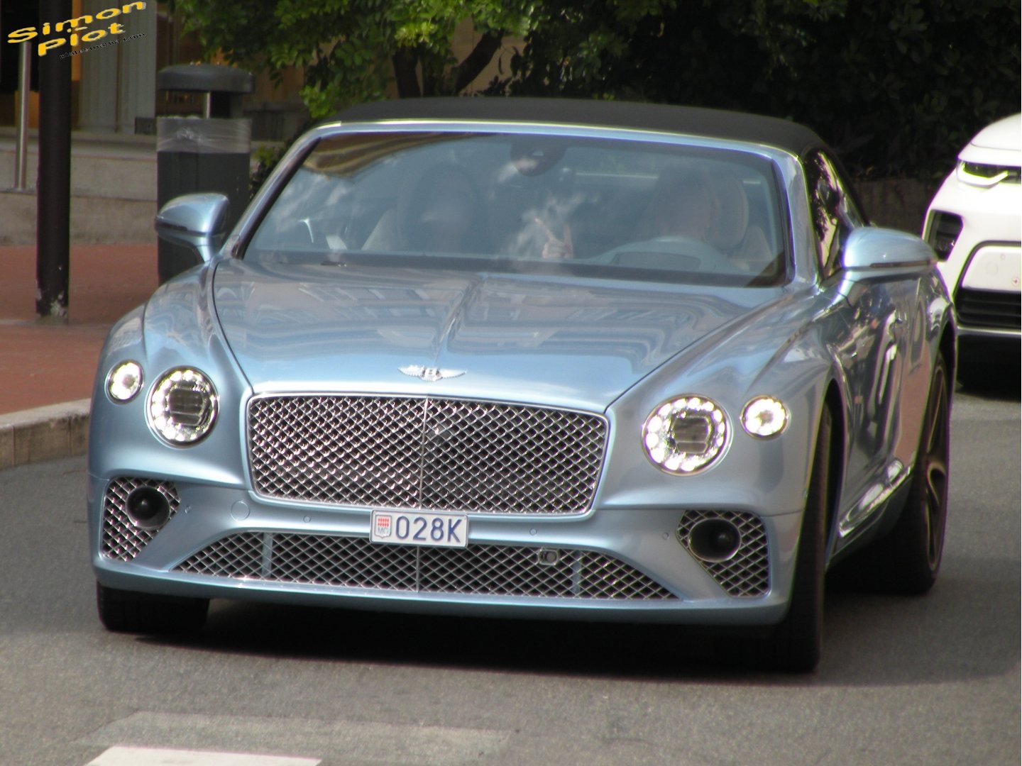 028K, Bentley Continental 6th gen GTC, 2019–2024