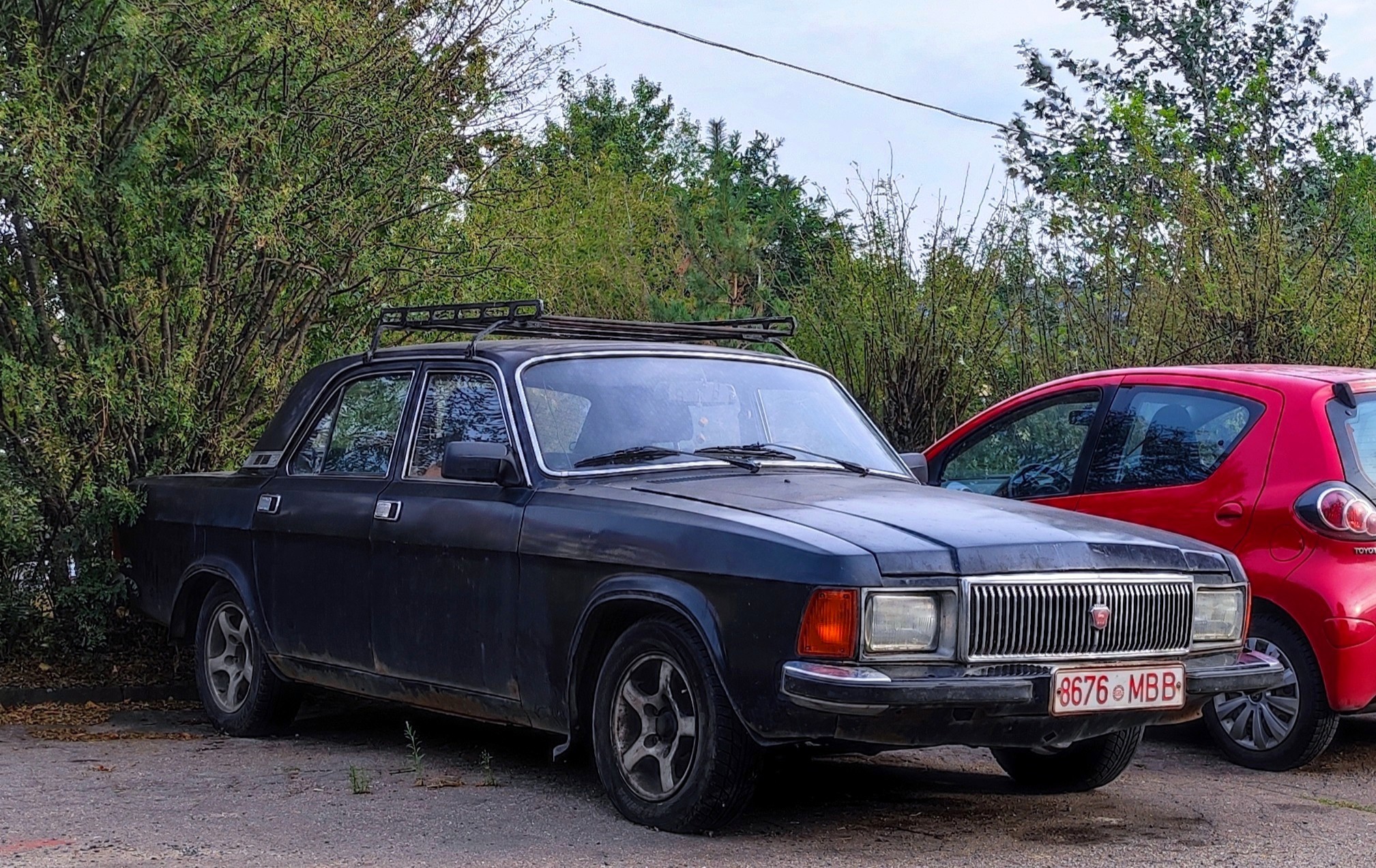 8676 MBB, GAZ 3102 Волга 