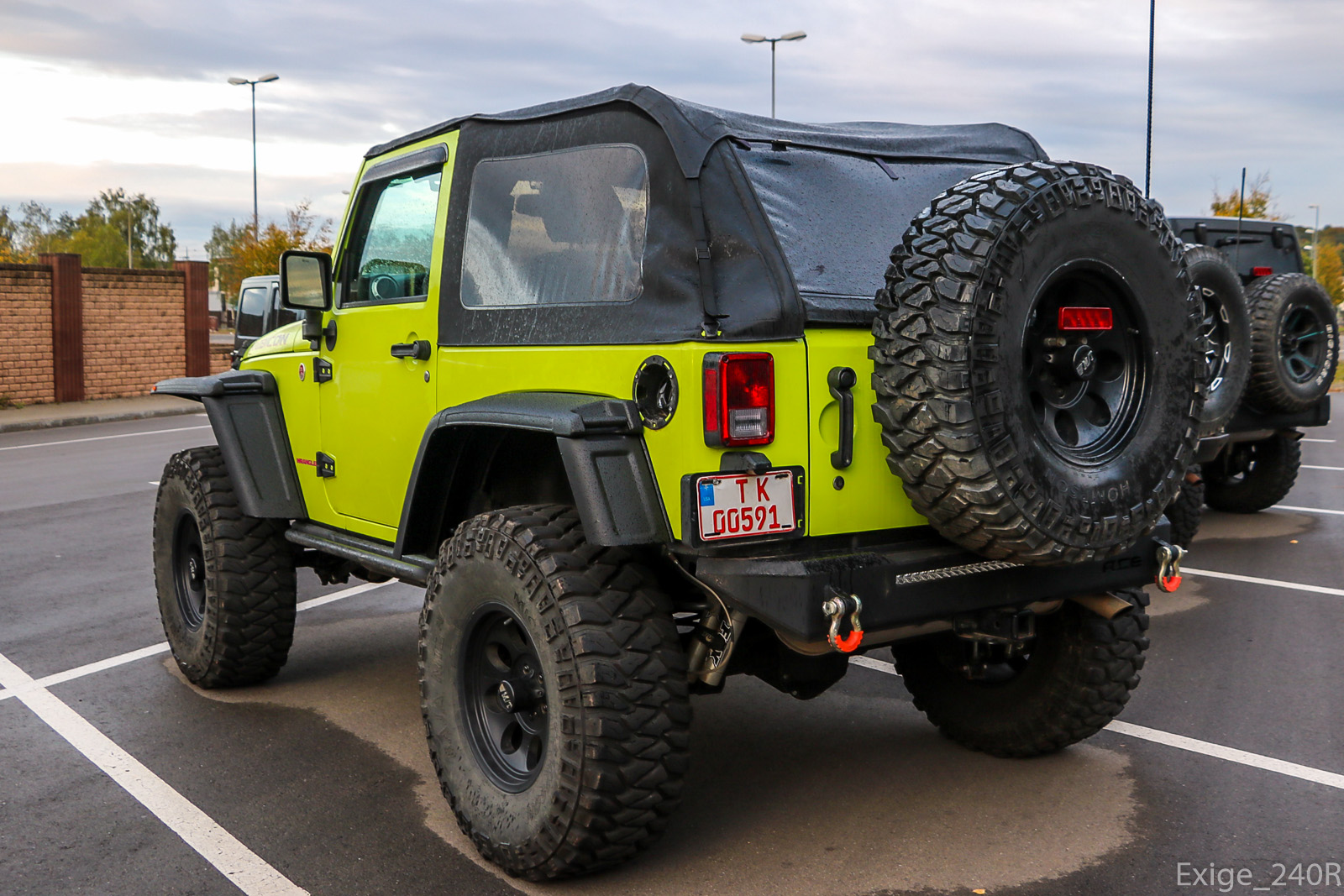 T K 00591, Jeep Wrangler 3rd gen 3-door SUV (JK), 2006–2018