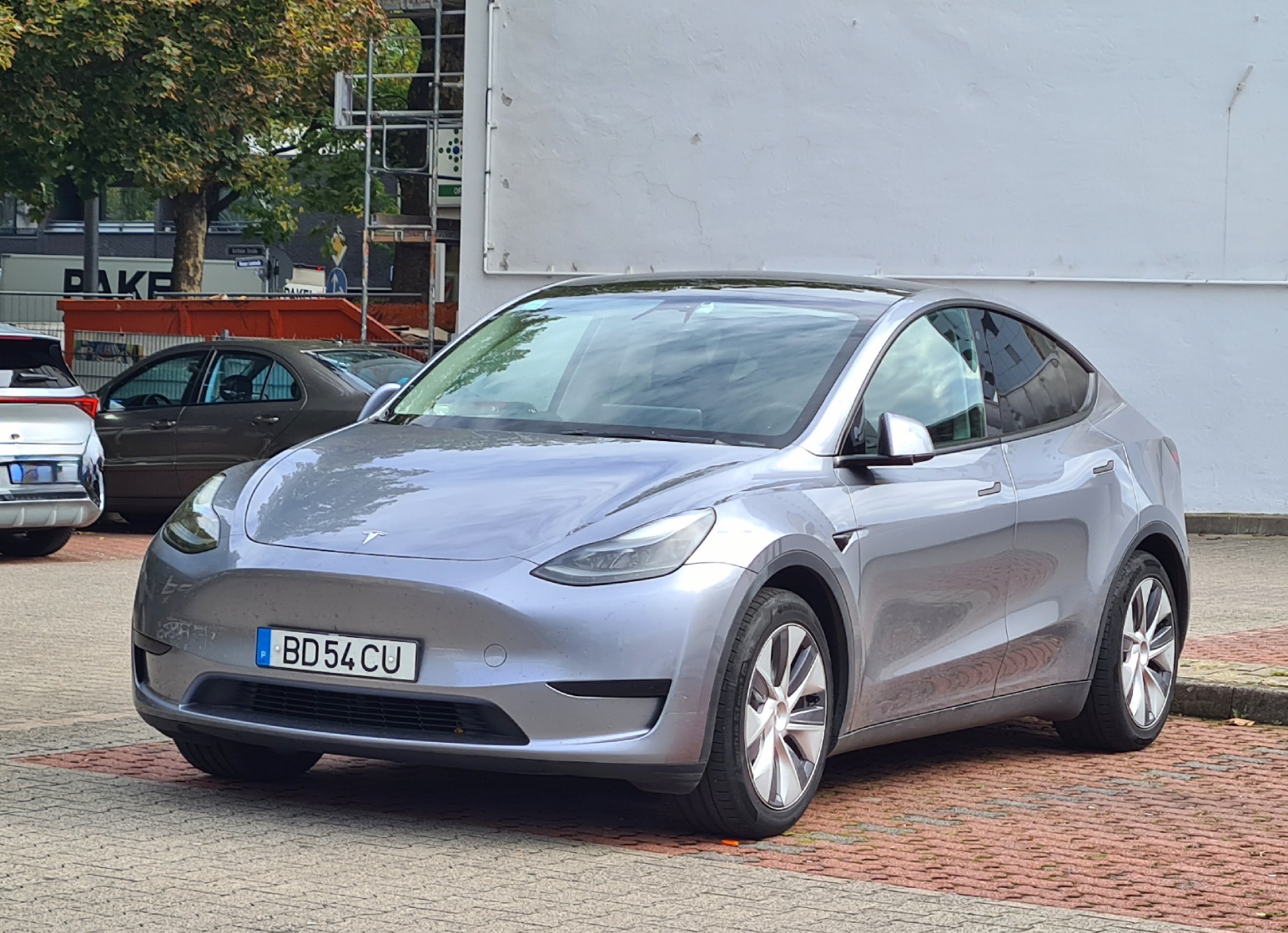 BD 54 CU, Tesla Model Y 