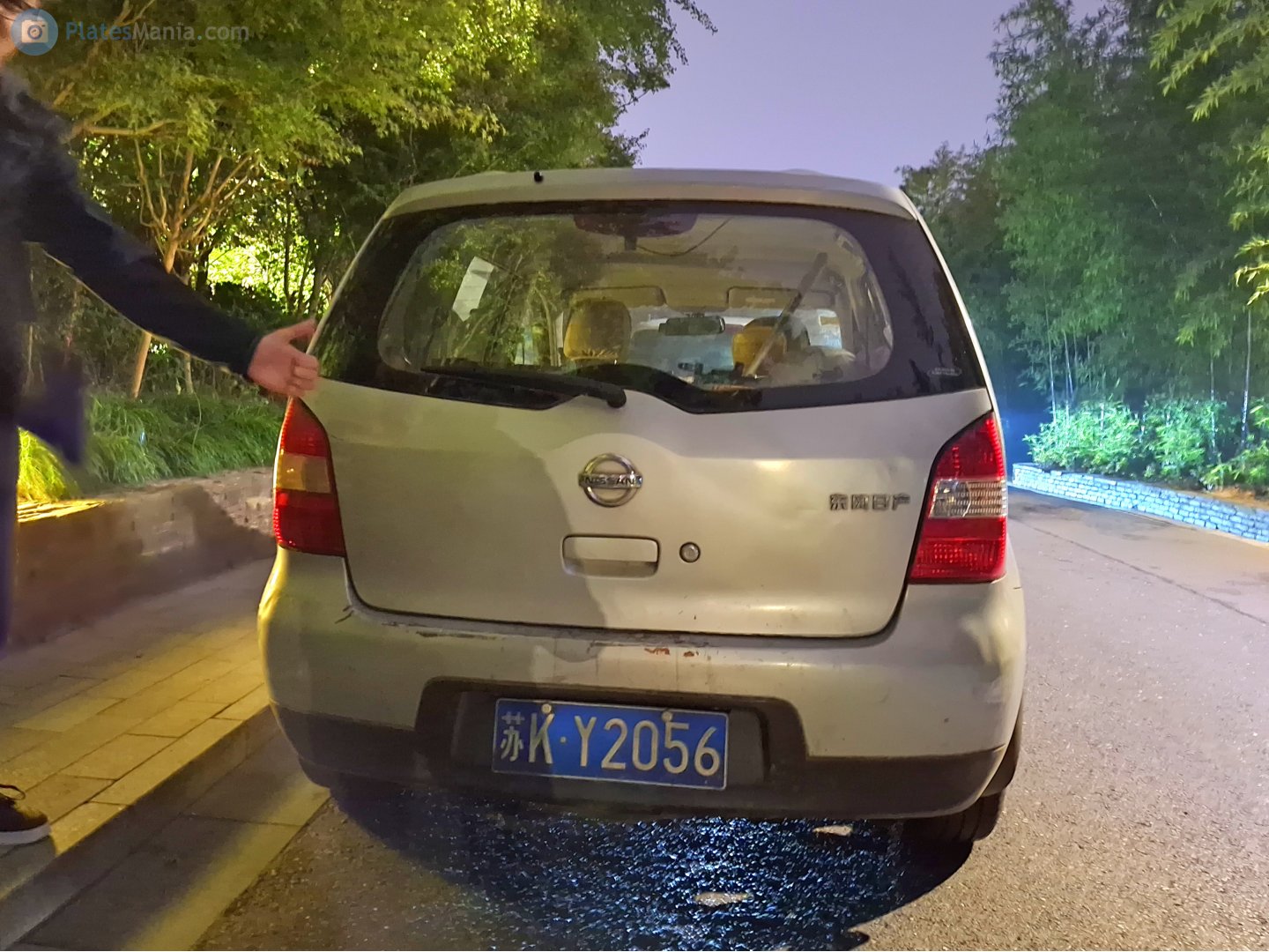 苏K·Y2056, Nissan Livina 1st gen (L10), 2006–2015