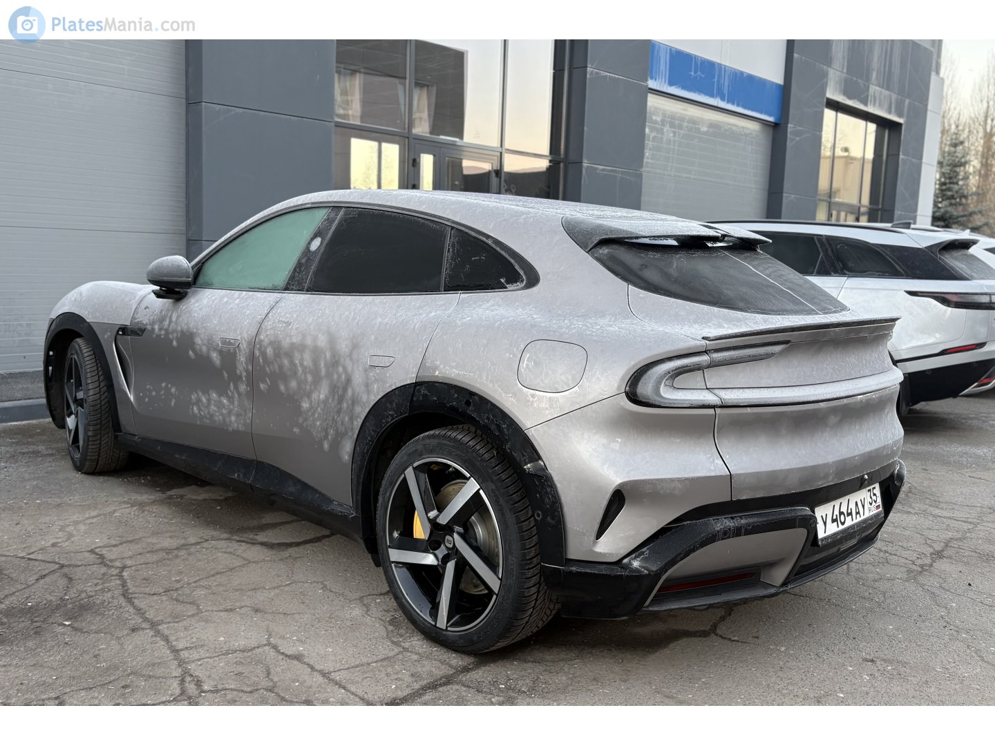 у 464 ау 35, Xiaomi YU7 