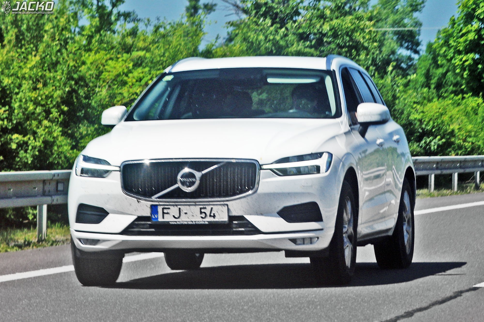 FJ-54, Volvo XC60 2nd gen (246), 2017–2025