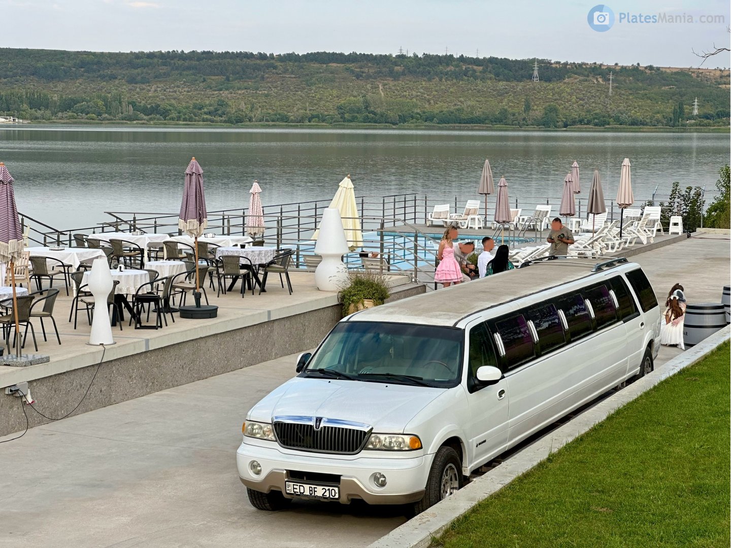 ED BF 210, Lincoln Navigator 1st gen (UN173), 1997–2002