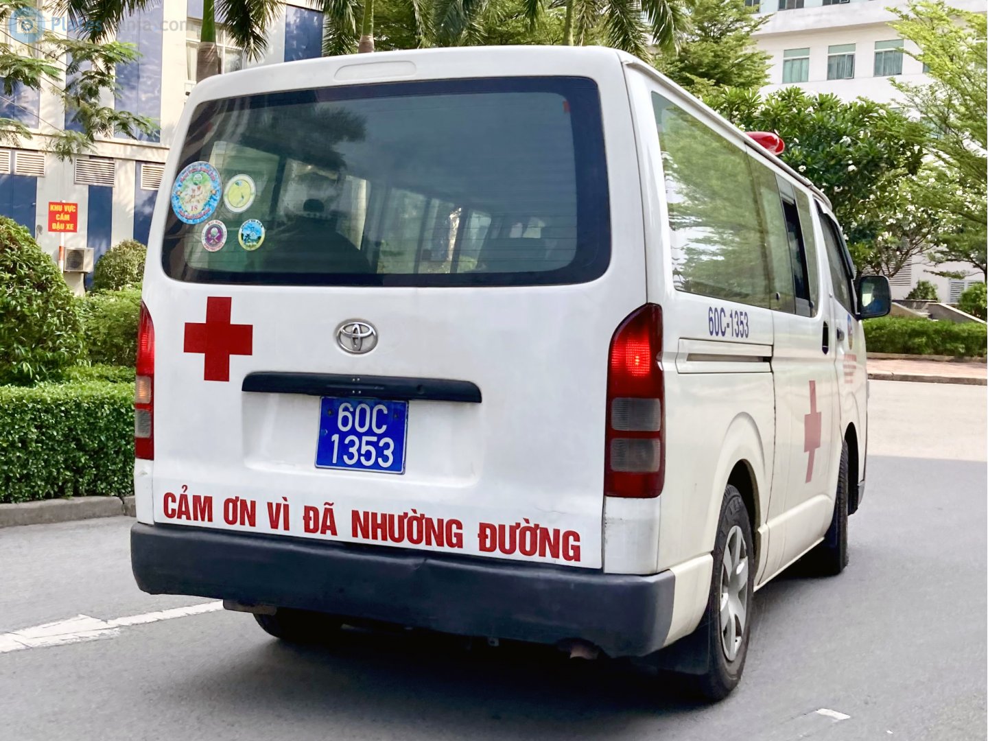 60C-1353, Toyota HiAce 5th gen Van (H200), 2004–