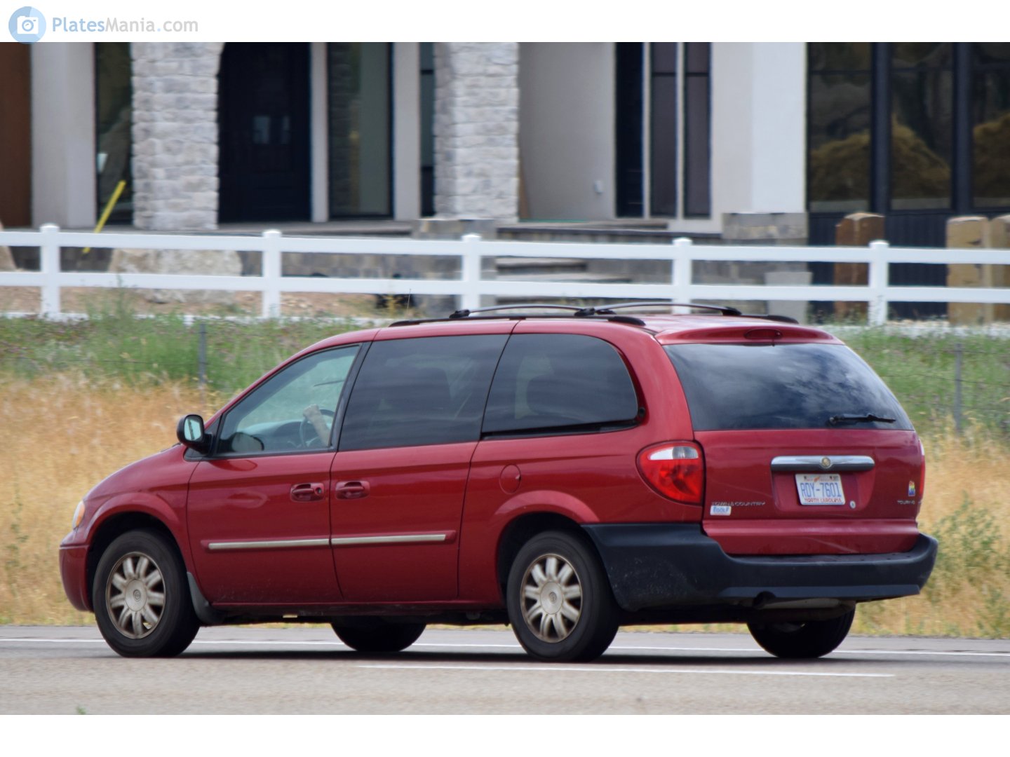 RDY-7601, Chrysler Town&Country 4th gen Minivan (RS), 2000–2007