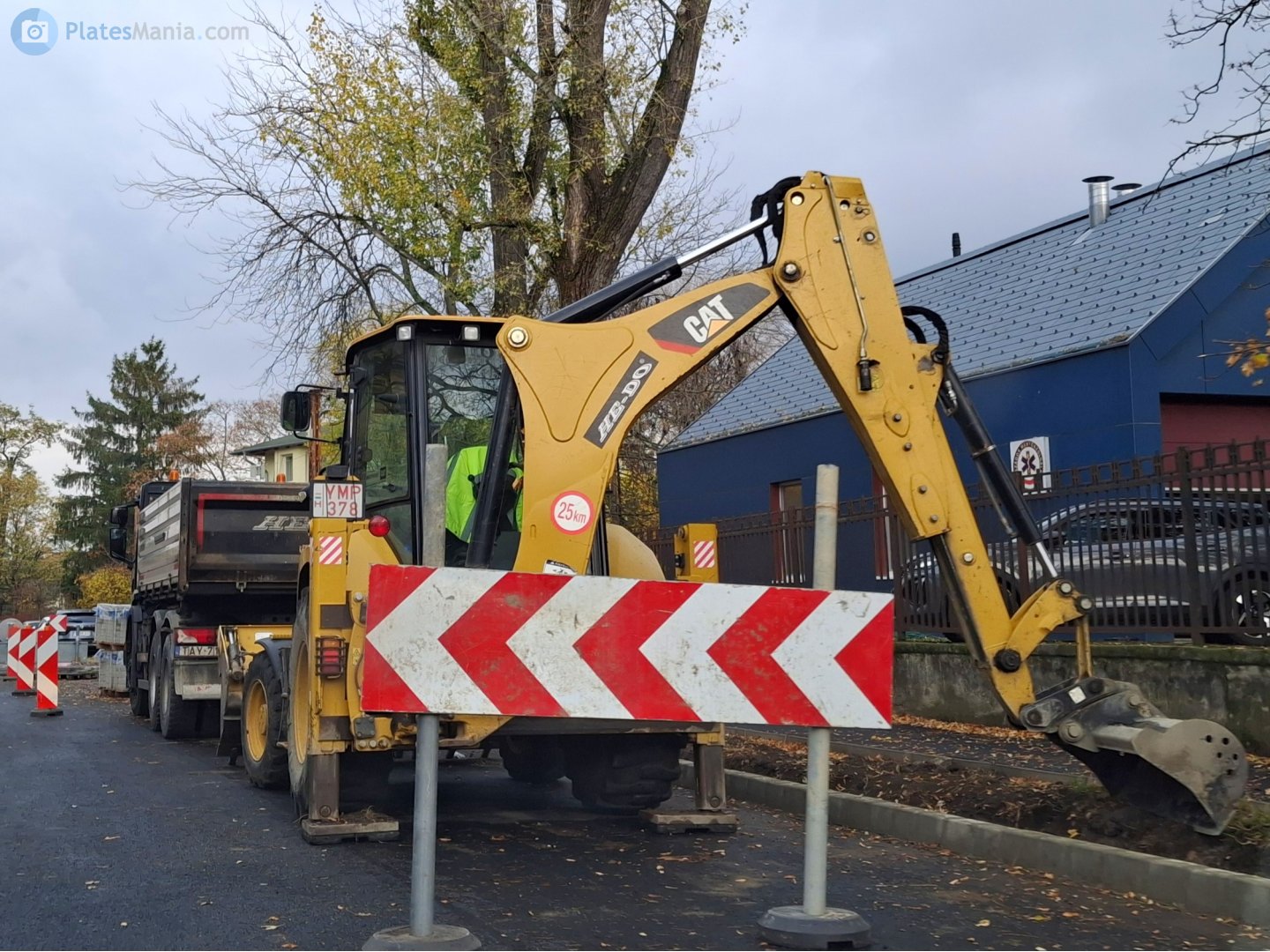 YMP-378, Caterpillar 