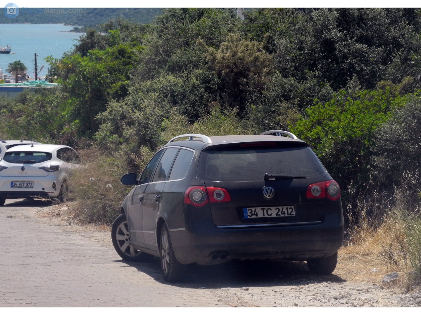 34 TC 2412, Volkswagen Passat 6th gen Variant (B6; 3C), 2005–2010