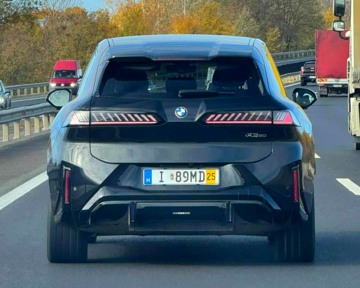 I 89MD, BMW X3 4th gen iX3 (NA5), 2025–