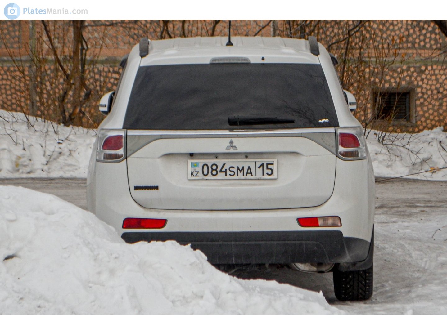 084 SMA 15, Mitsubishi Outlander 3rd gen (GF/GG/ZJ/ZK/ZL), 2012–2016