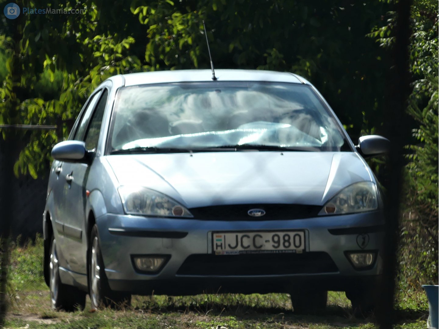 JCC-980, Ford Focus 1st gen Sedan (DFW; C170), 1998–2005 (–2008 for LATAM-market)