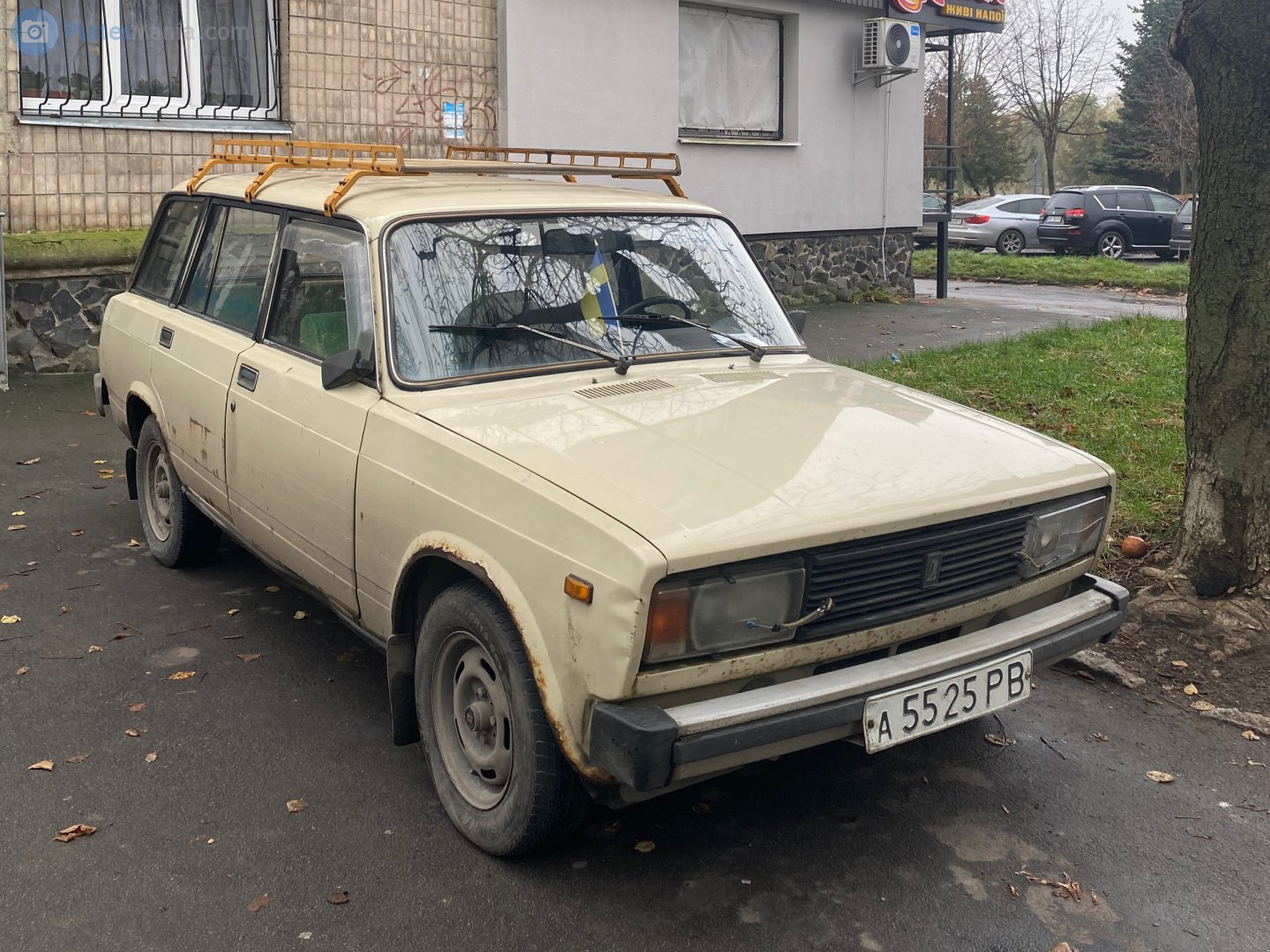 а 5525 РВ, Lada (VAZ) 2104 Жигули (Nova / Riva / 1300 / 1500), 1984–2012