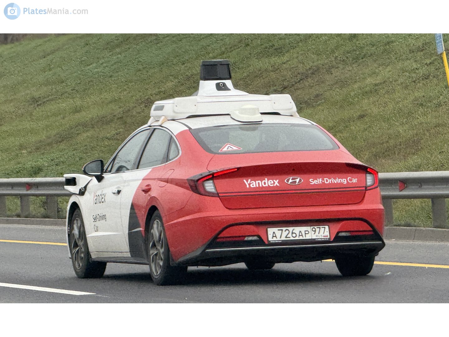 а 726 ар 977, Hyundai Sonata 