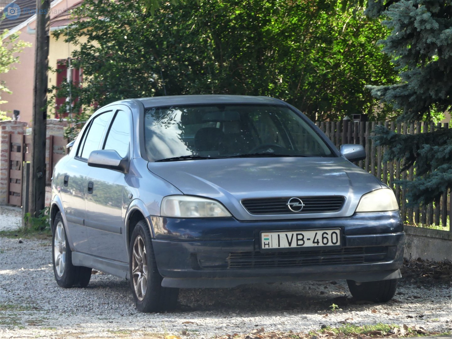 IVB-460, Opel Astra 2nd gen Sedan (G; T98), 1998–2009