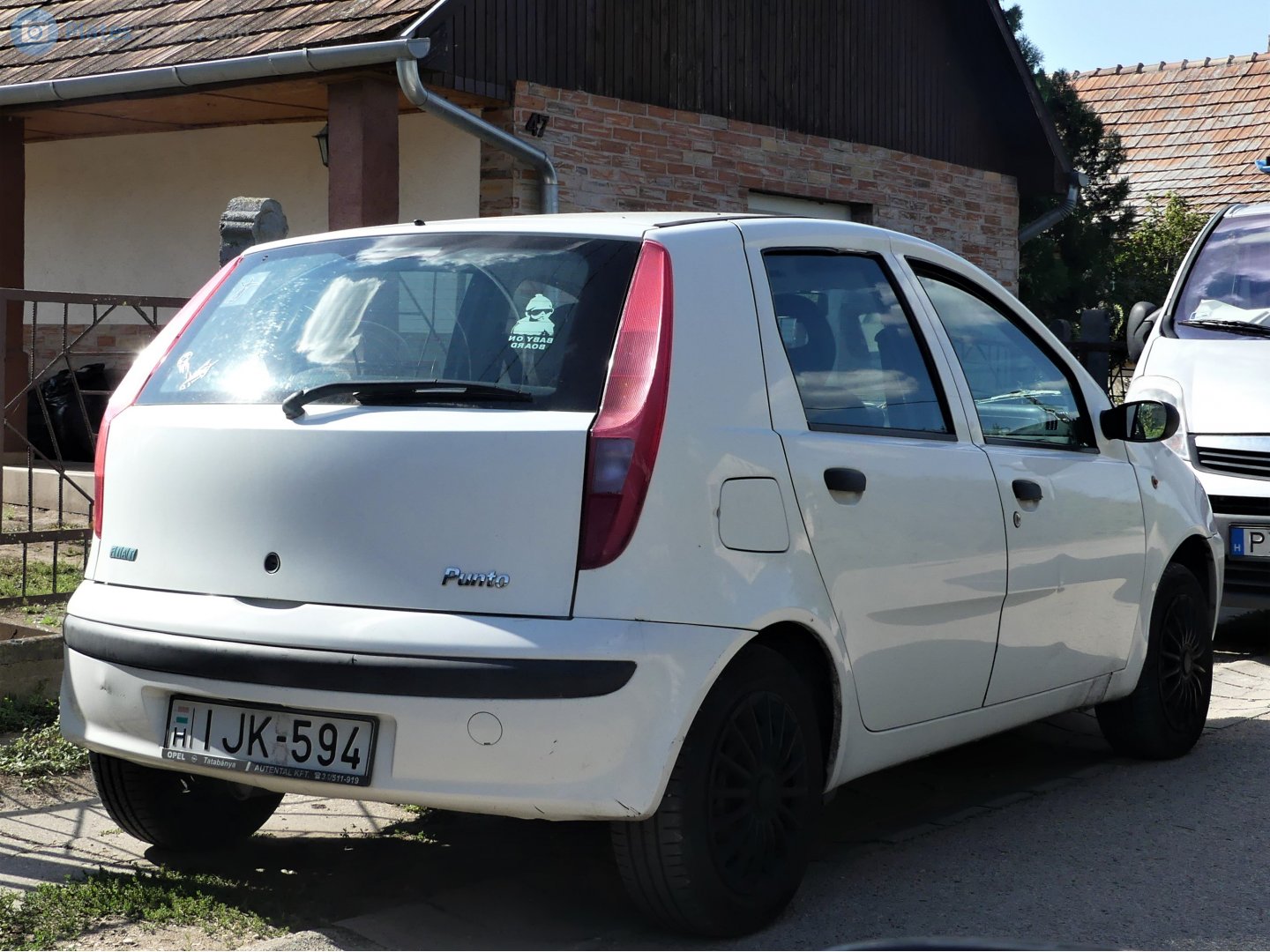 IJK-594, FIAT Punto 2nd gen 5-door Hatch (188), 1999–2003