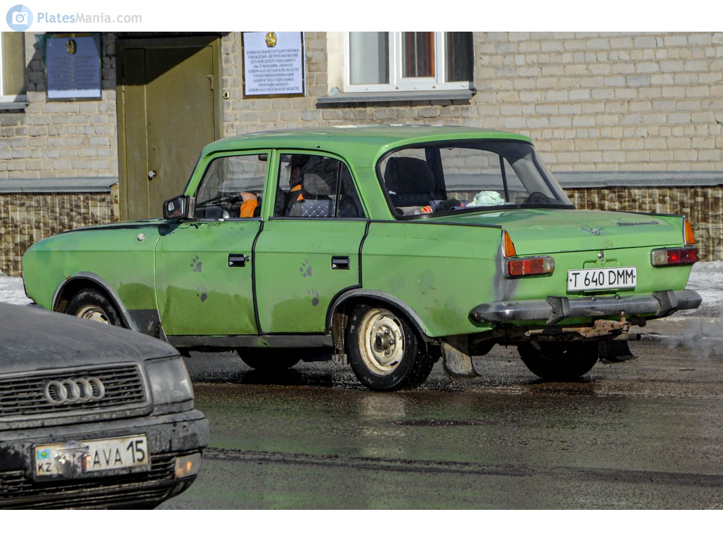 T 640 DMM, Izh Москвич-408/412 (Moskvich-408/412) 412ИЭ-028, 1982–1999