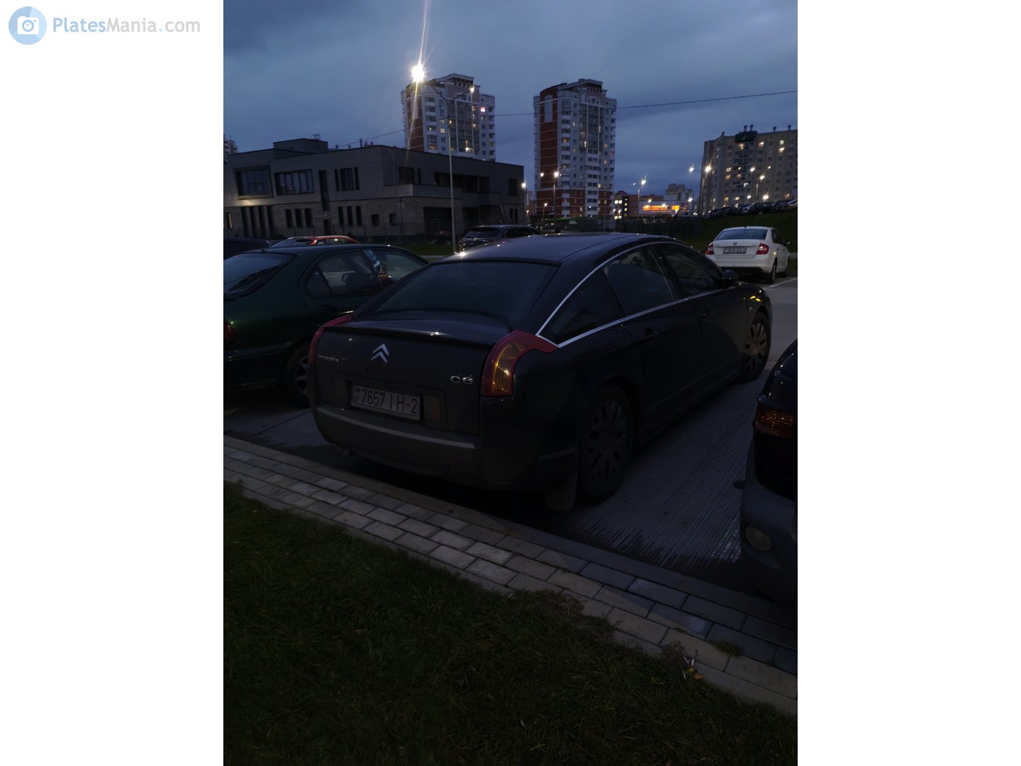 7657 IH-2, Cars (2004) 