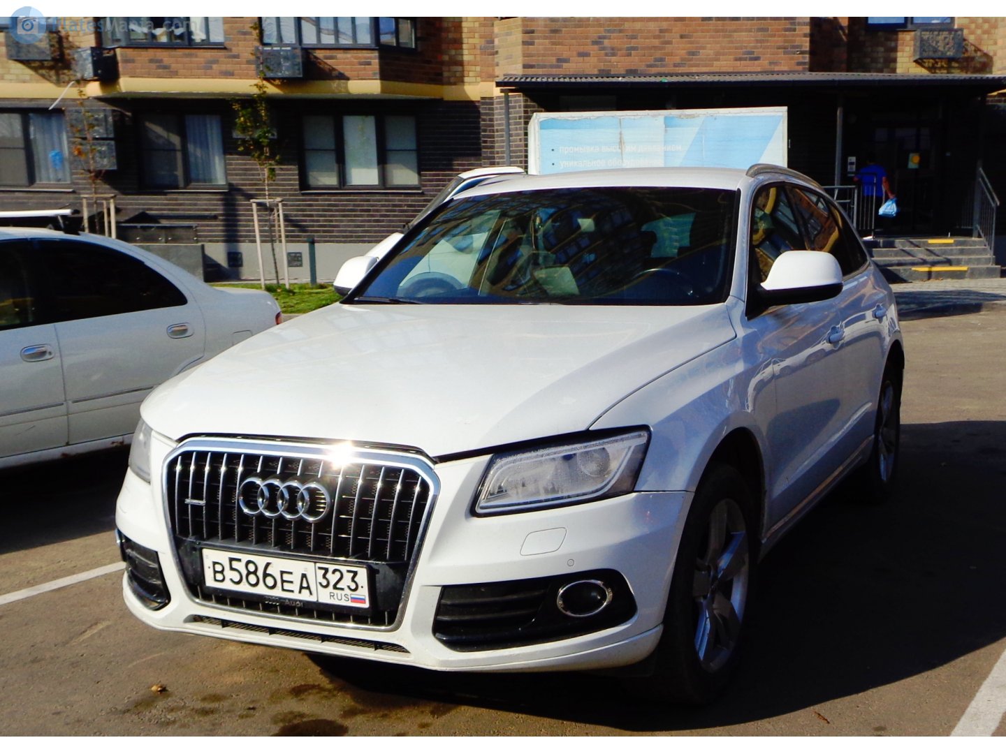 в 586 еа 323, Audi Q5 1st gen (8RB), 2008–2017
