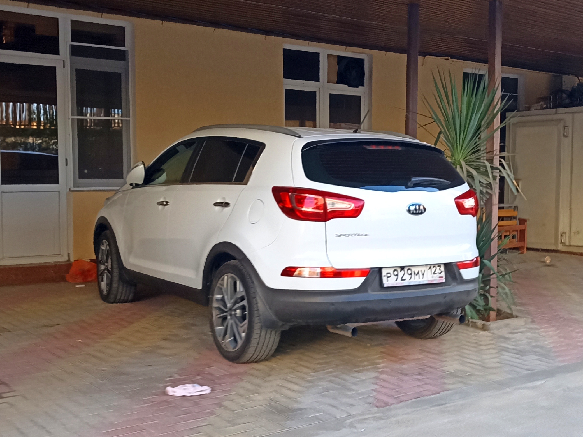 р 929 му 123, Kia Sportage 3rd gen (R) (SL), 2010–2016