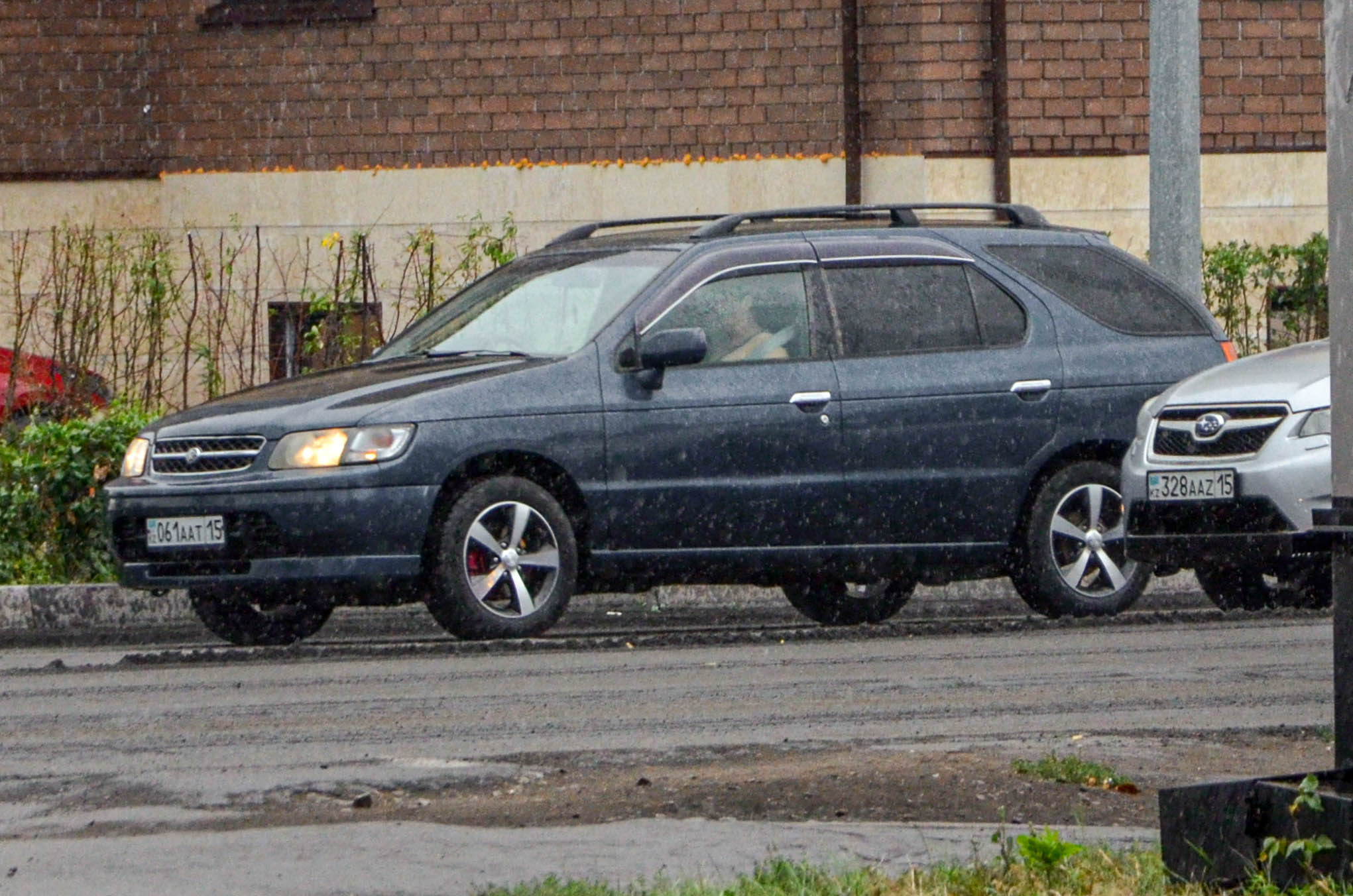 061 AAT 15, Nissan R'nessa 1st gen (N30), 1997–2001