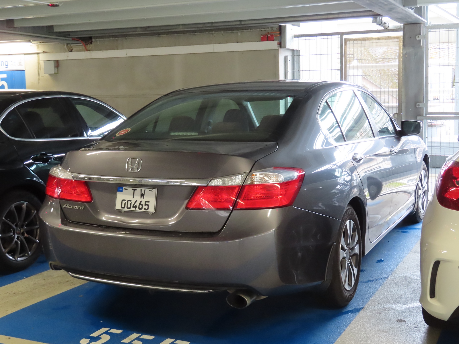 T W 00465, Honda Accord 9th gen Sedan (CR), 2012­–2016