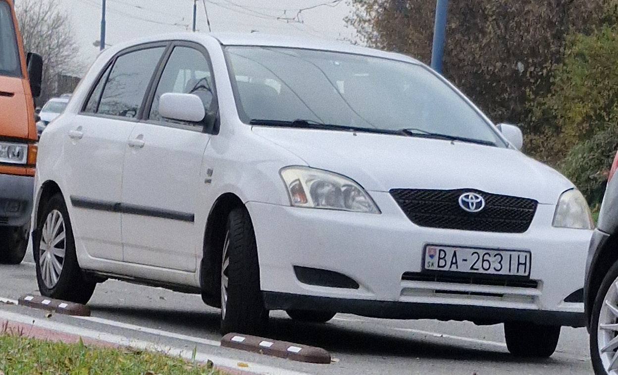 BA-263IH, Toyota Corolla 9th gen Sedan (E120; Global-market), 2000–2007