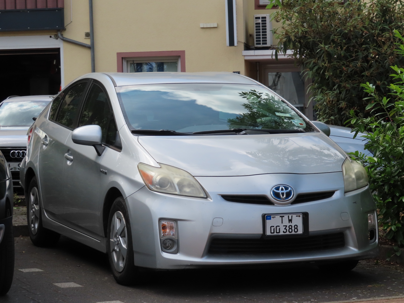 T W 00388, Toyota Prius 3rd gen Liftback (ZVW30), 2009–2015