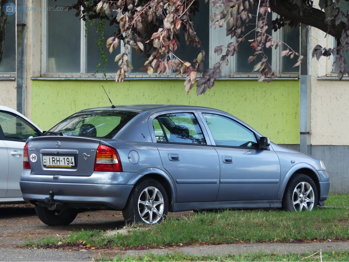 IRH-194, Opel Astra 2nd gen 5-door Hatch (G; T98), 1998–2009