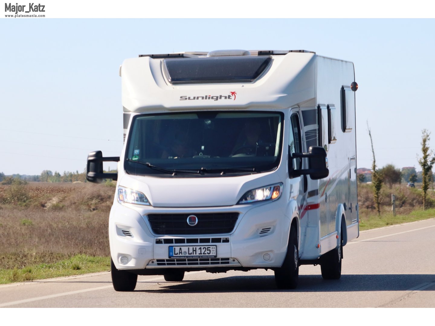 LA LH 125 (03/11), Sunlight 