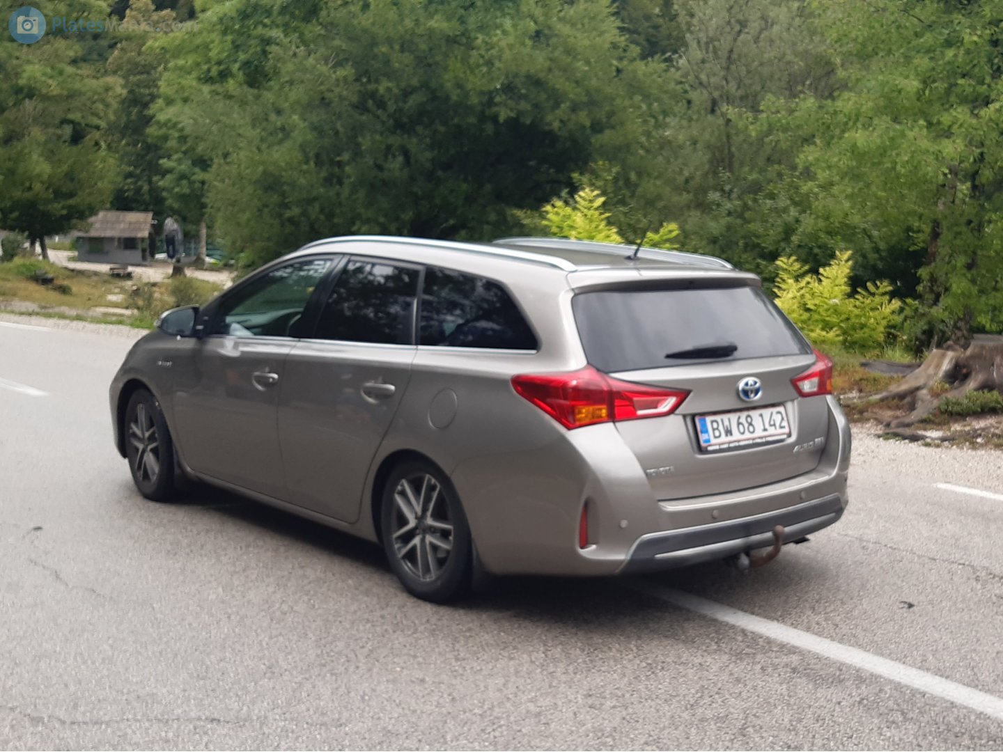 BW 68142, Toyota Auris 2nd gen Touring Sports (E180), 2013–2015