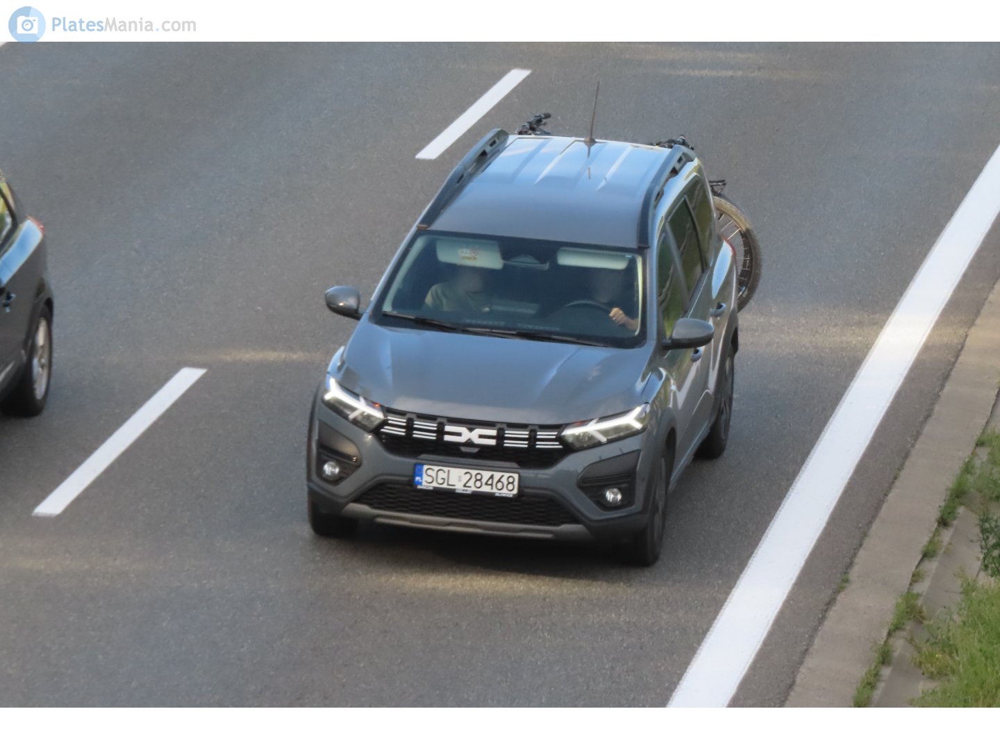 SGL 28468, Dacia Jogger 1st gen (RJI), 2022–
