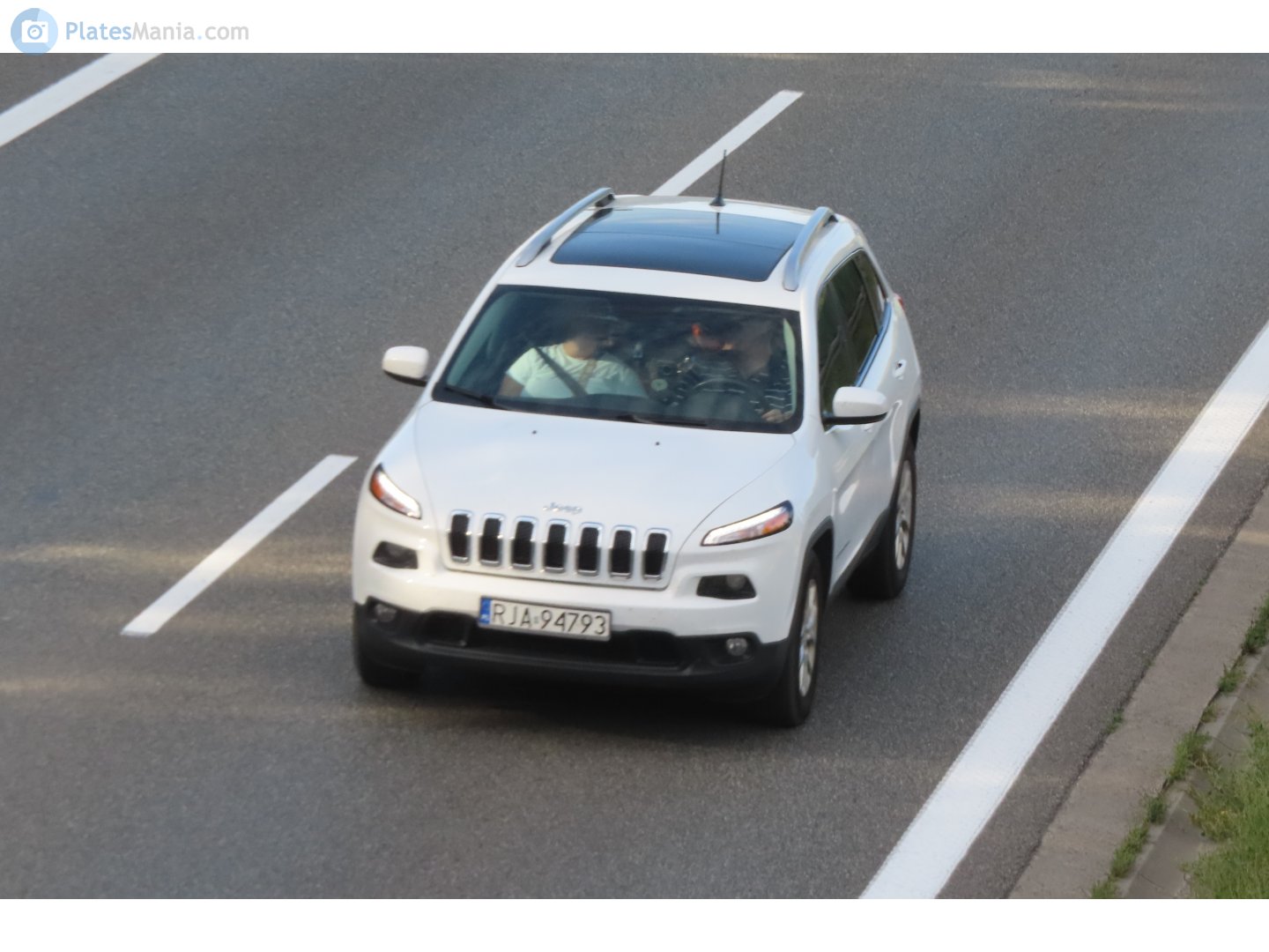 RJA 94793, Jeep Cherokee 5th gen (KL), 2013–2018