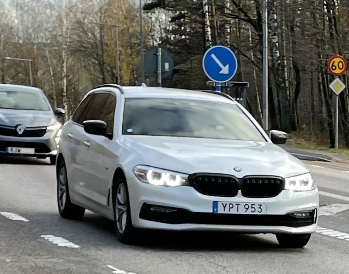 YPT 953, BMW 5 Series 7th gen Touring (G31), 2017–2020