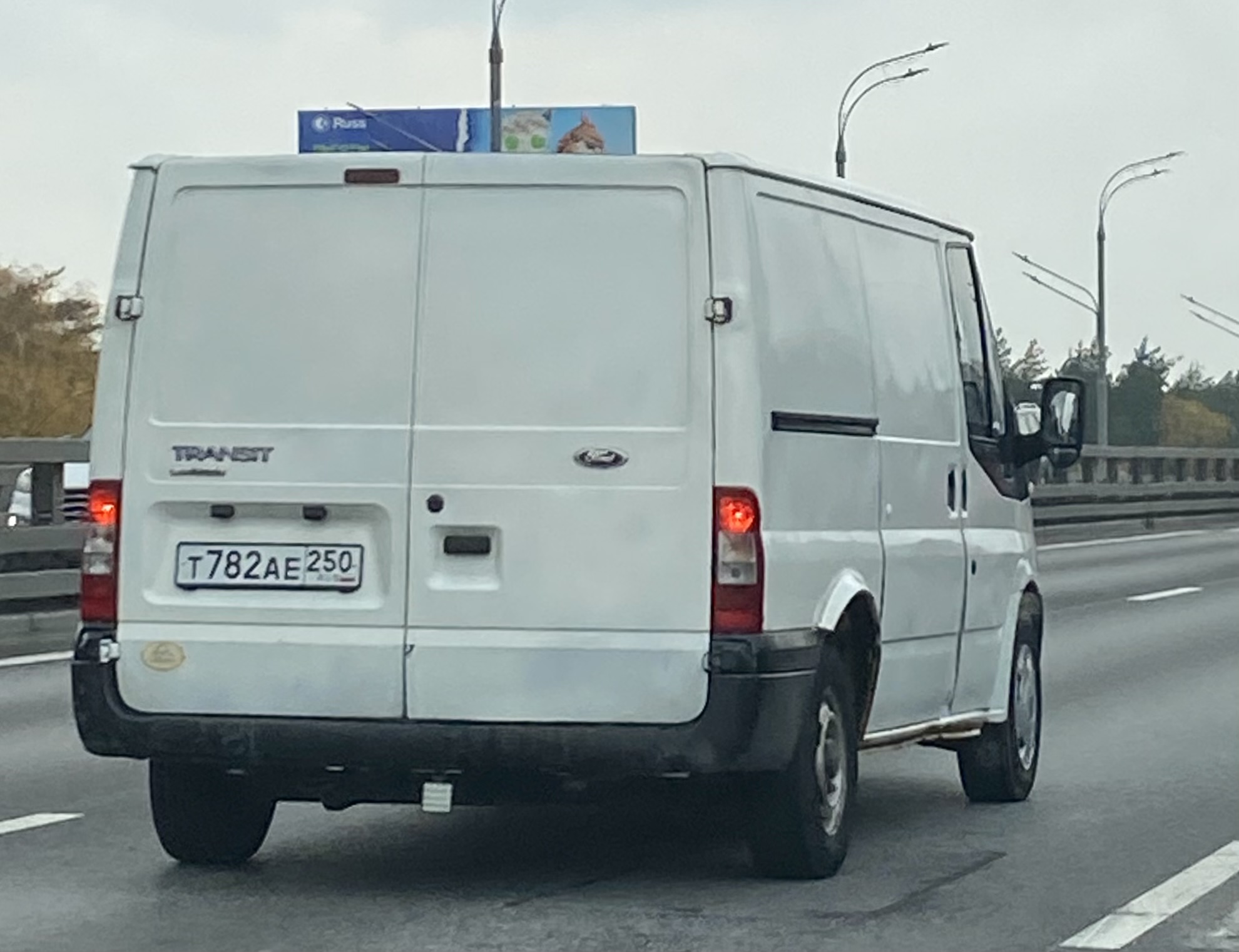 т 782 ае 250, Ford Transit 