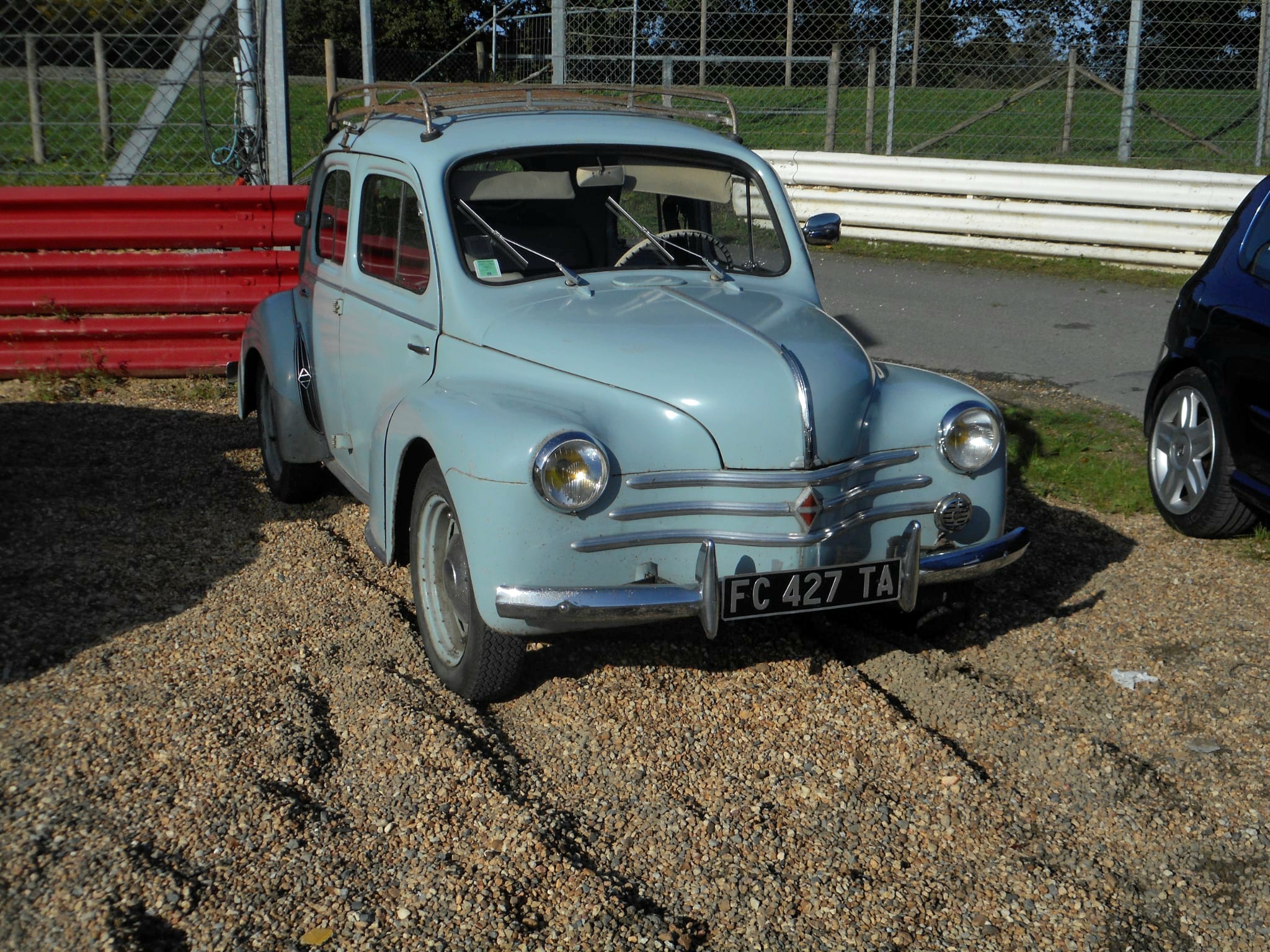 FC-427-TA, Renault 4CV 1st gen Sedan (106), 1947–1961