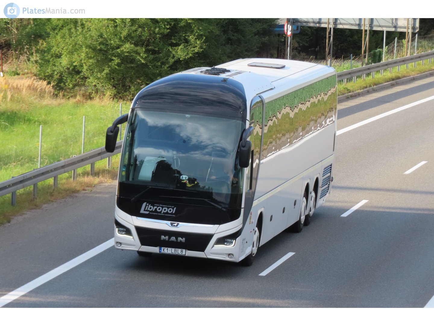 K1 LBL8, MAN Lion's Coach 