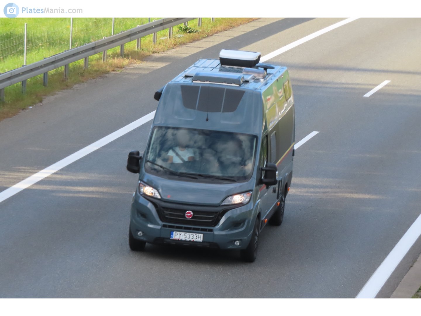 PY 5333H, Pilote V-Series 