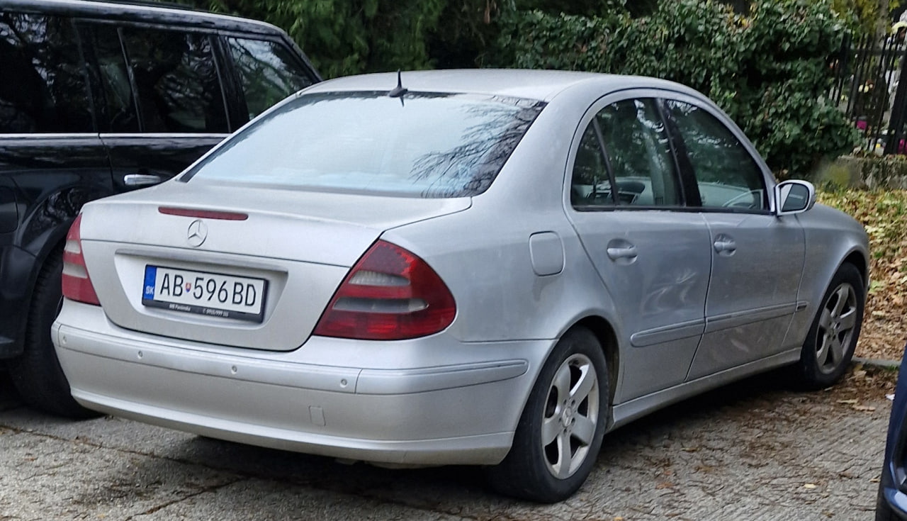 AB 596BD, Mercedes-Benz E-Klasse 3rd gen Sedan (W211), 2002­–2009