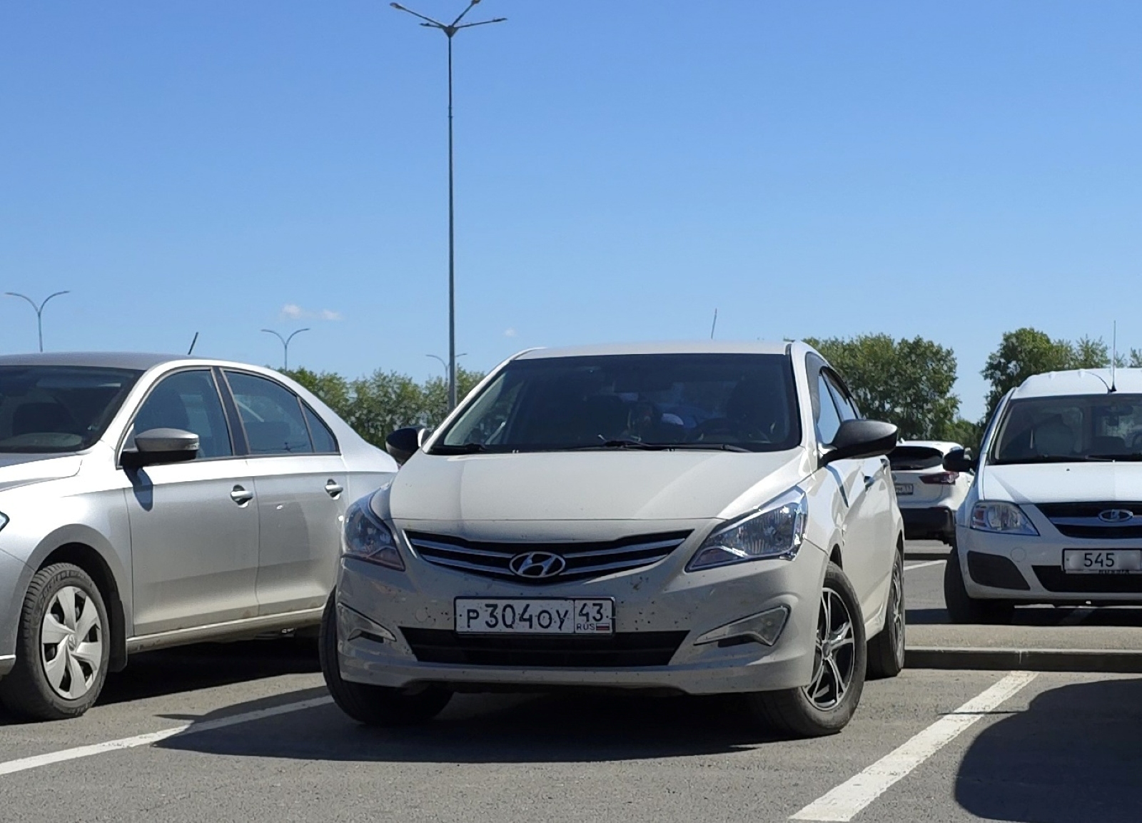р 304 оу 43, Hyundai Solaris 1st gen Sedan (RB), facelift, 2014–2017