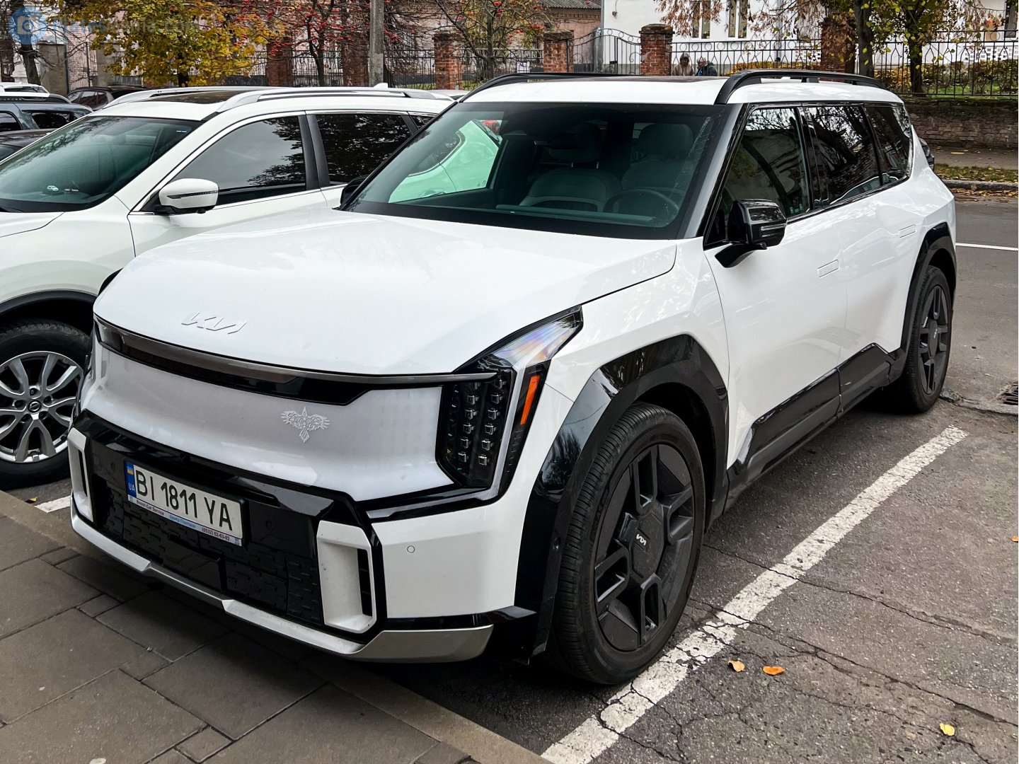 BI 1811 YA, Kia EV9 1st gen (MV1), 2023–