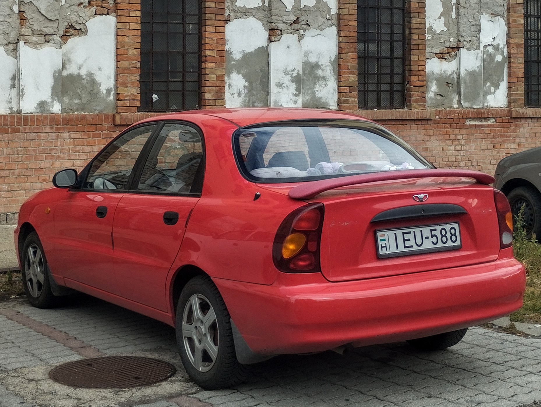 IEU-588, Daewoo Lanos 1st gen Sedan (T100/T150), 1997–2009