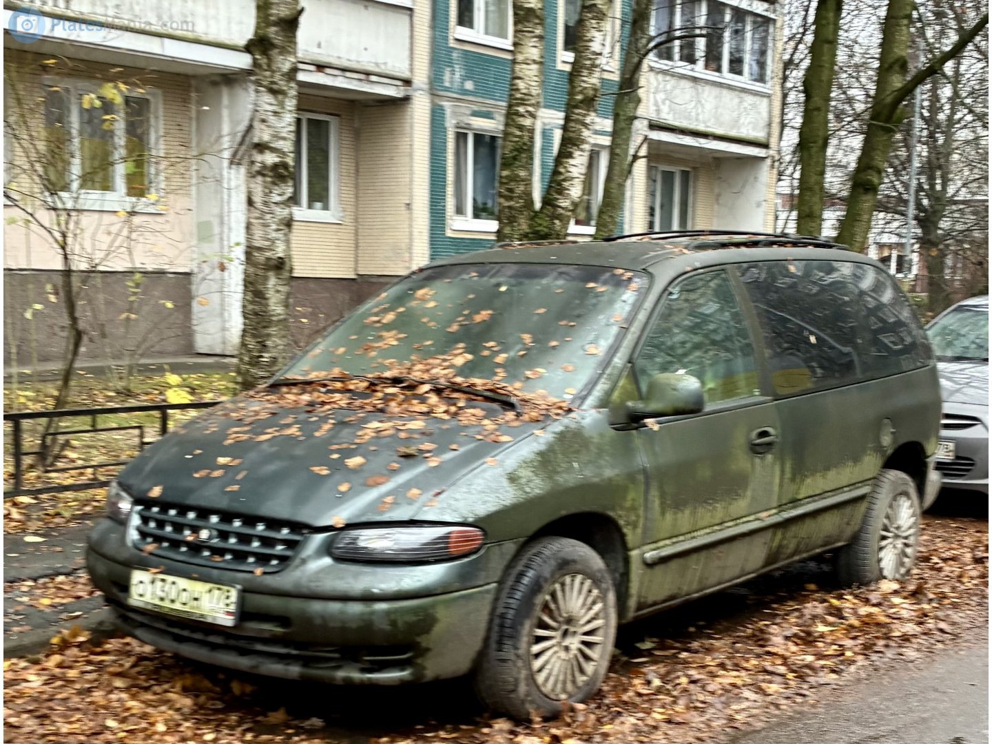 о 130 он 178, Chrysler Voyager 3rd gen Grand (NS), 1995–2000