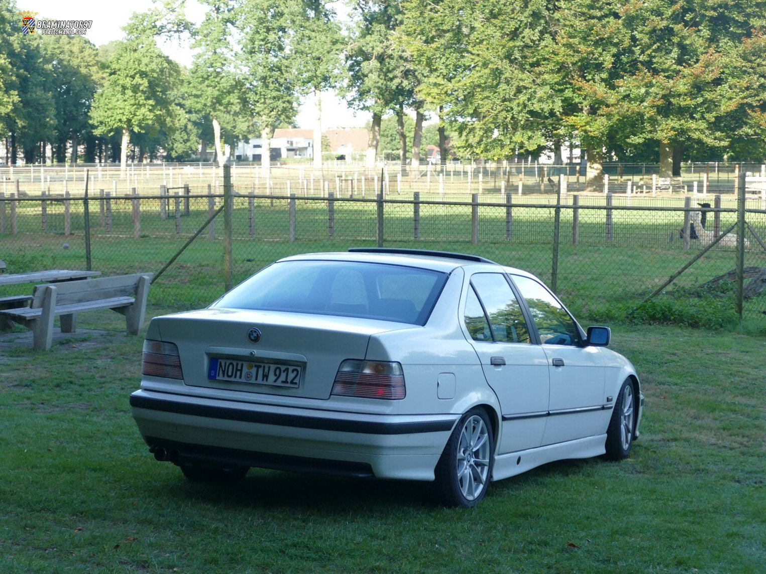 NOH TW 912, BMW 3 Series 3rd gen Sedan (E36), 1990–1998