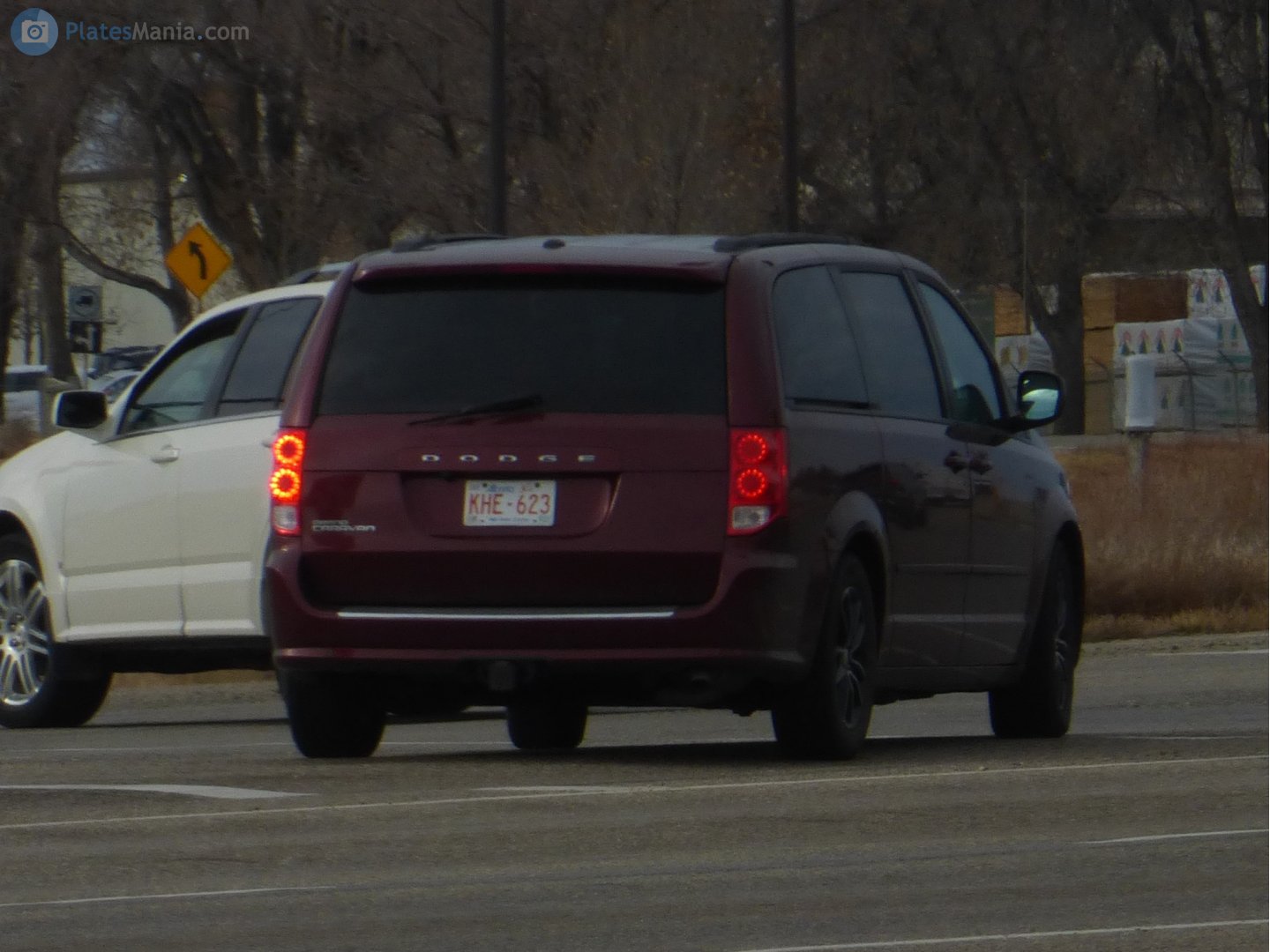 KHE-623, Dodge Grand Caravan 5th gen (RT), facelift, 2010–2020