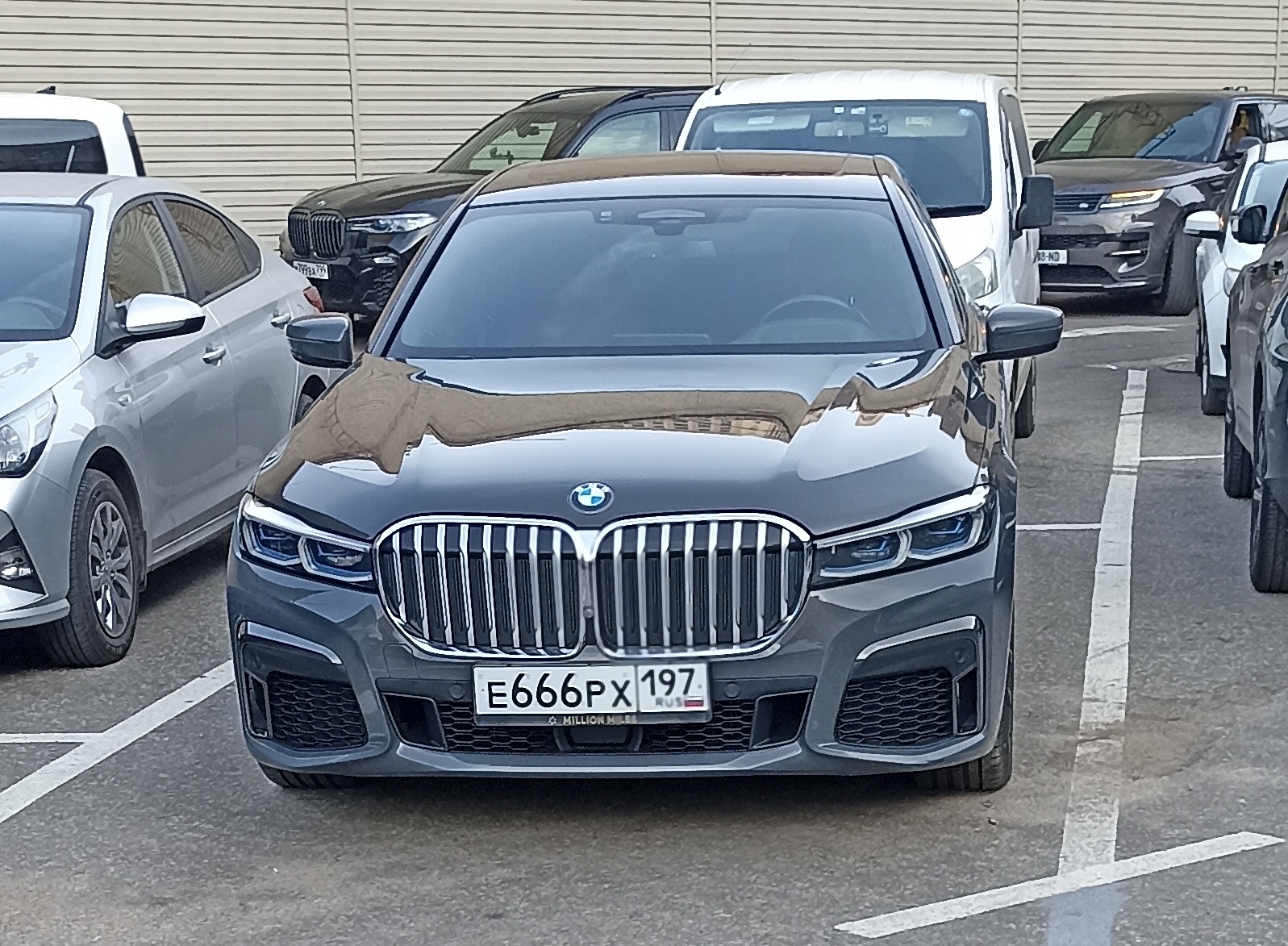 е 666 рх 197, BMW 7 Series 6th gen (G11/G12), facelift, 2019–2022